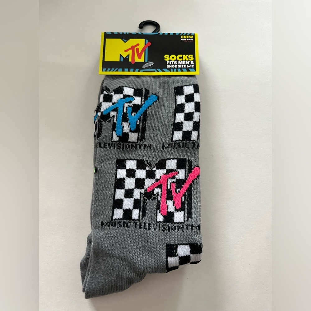MTV Music Television Socks Fits Men’s Shoe Size 6-12